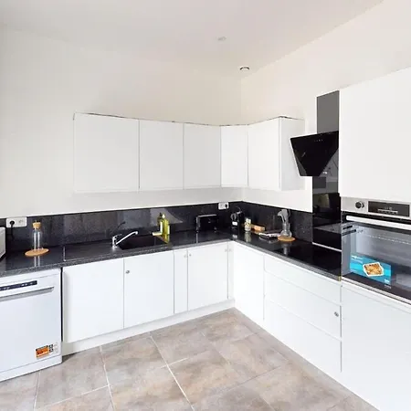 Apartamento Maison T7 - Rue Des Briquetiers